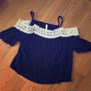 Flowy crop top